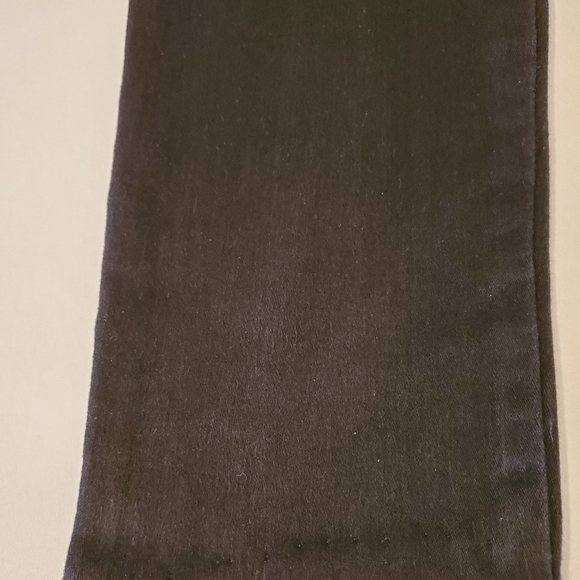 Selling Women's Black Slip on Skinny Jeans - Picture 9 of 10